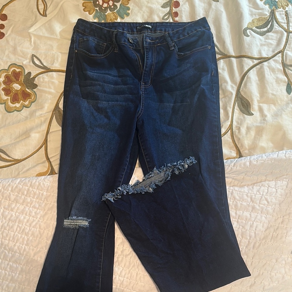 Women's Distressed Blue Jeans